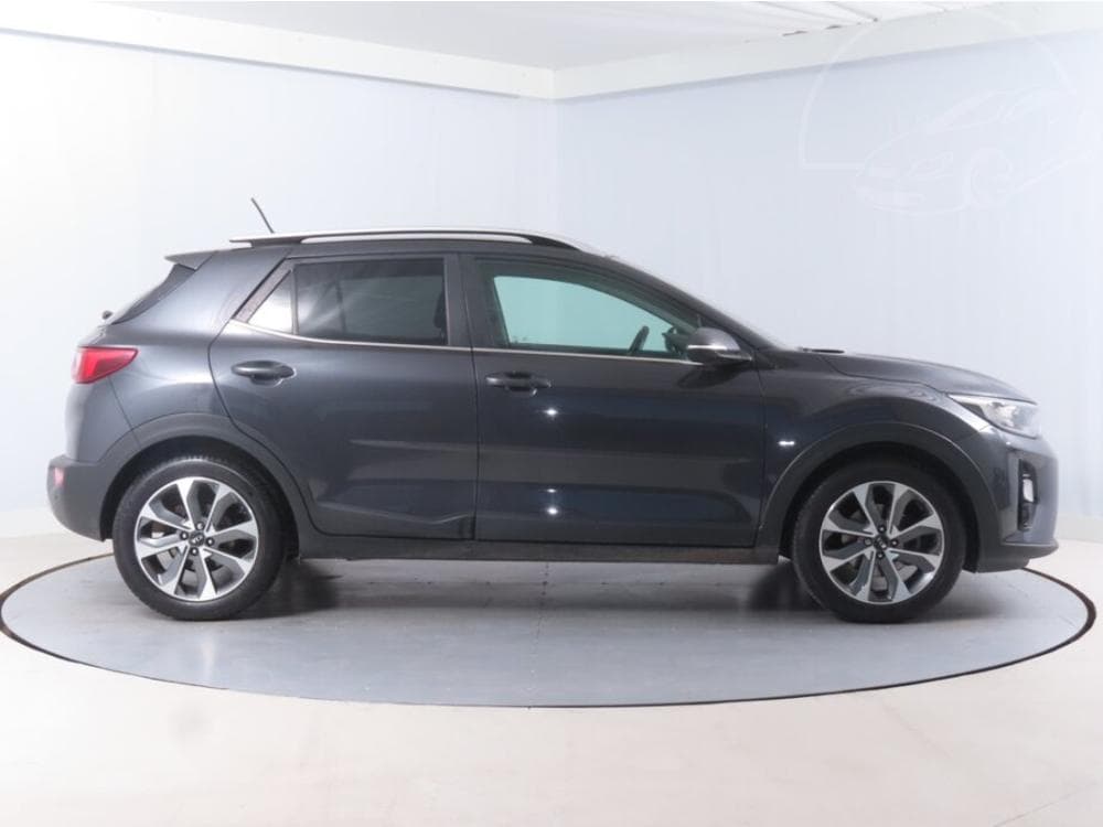 2018 Kia STONIC - 6