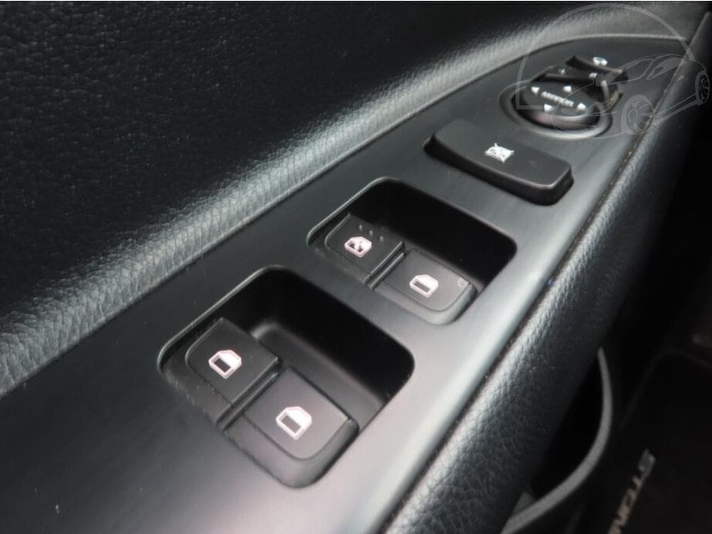 2018 Kia STONIC - 14
