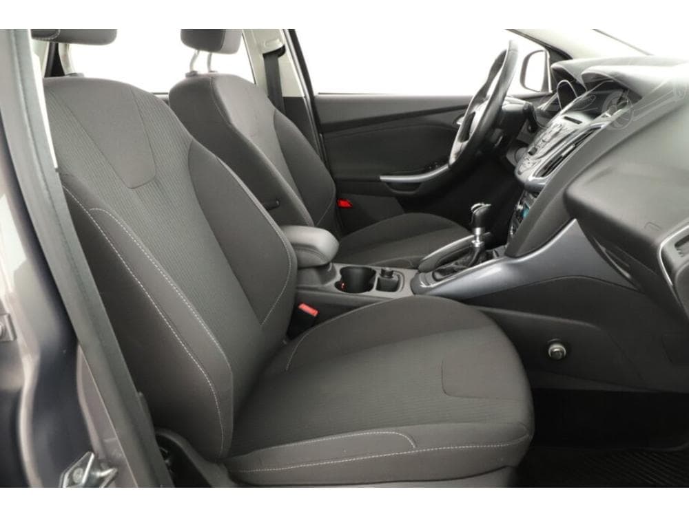 2011 Ford FOCUS - 7