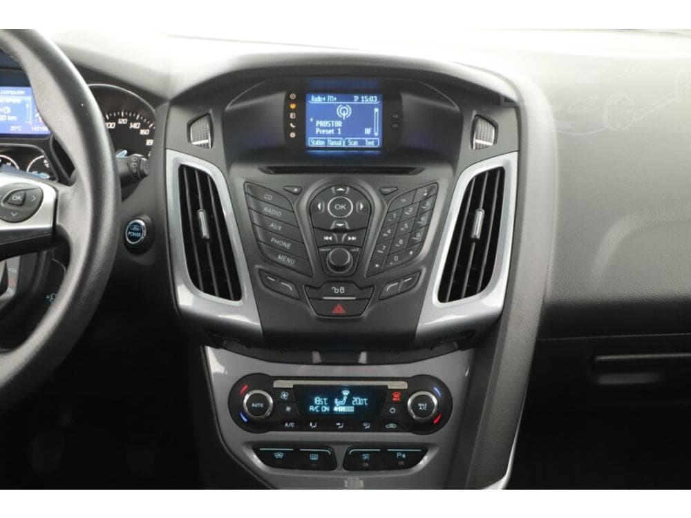 2011 Ford FOCUS - 9