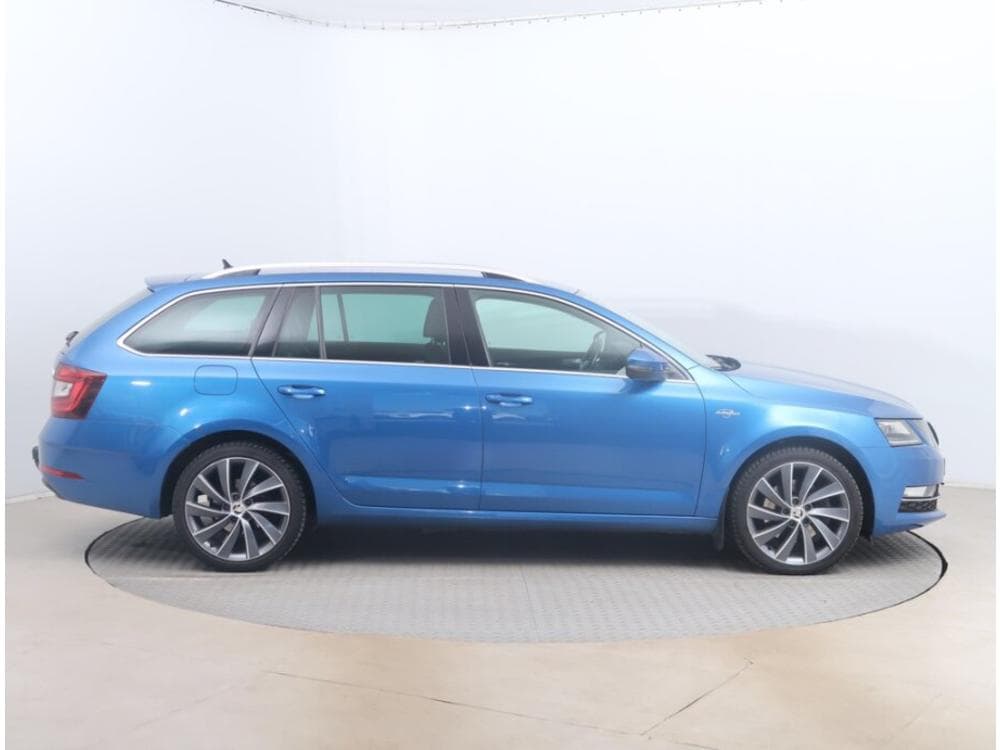 2018 Škoda OCTAVIA - 16