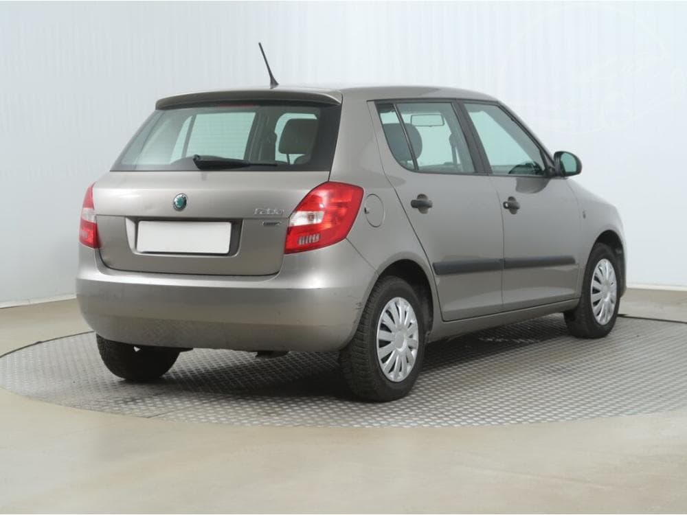 2011 Škoda FABIA - 5