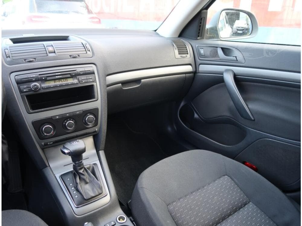 2011 Škoda OCTAVIA - 8