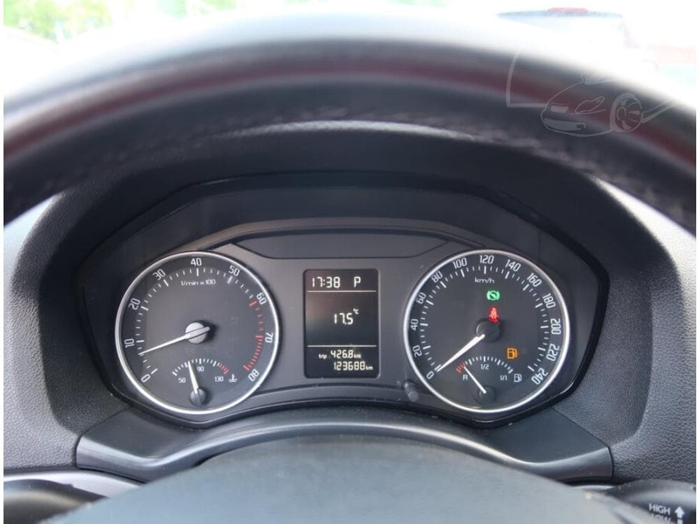 2011 Škoda OCTAVIA - 11