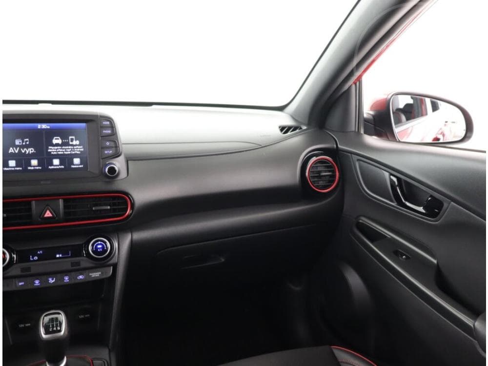 2018 Hyundai KONA - 22