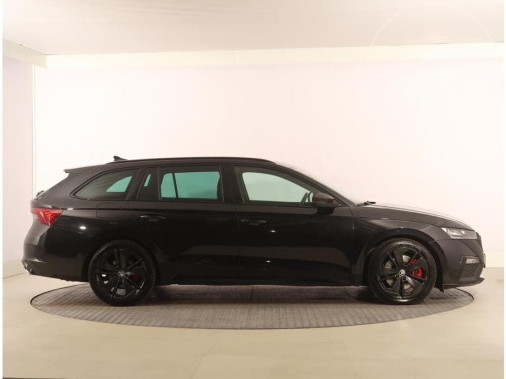 2022 Škoda OCTAVIA - 11
