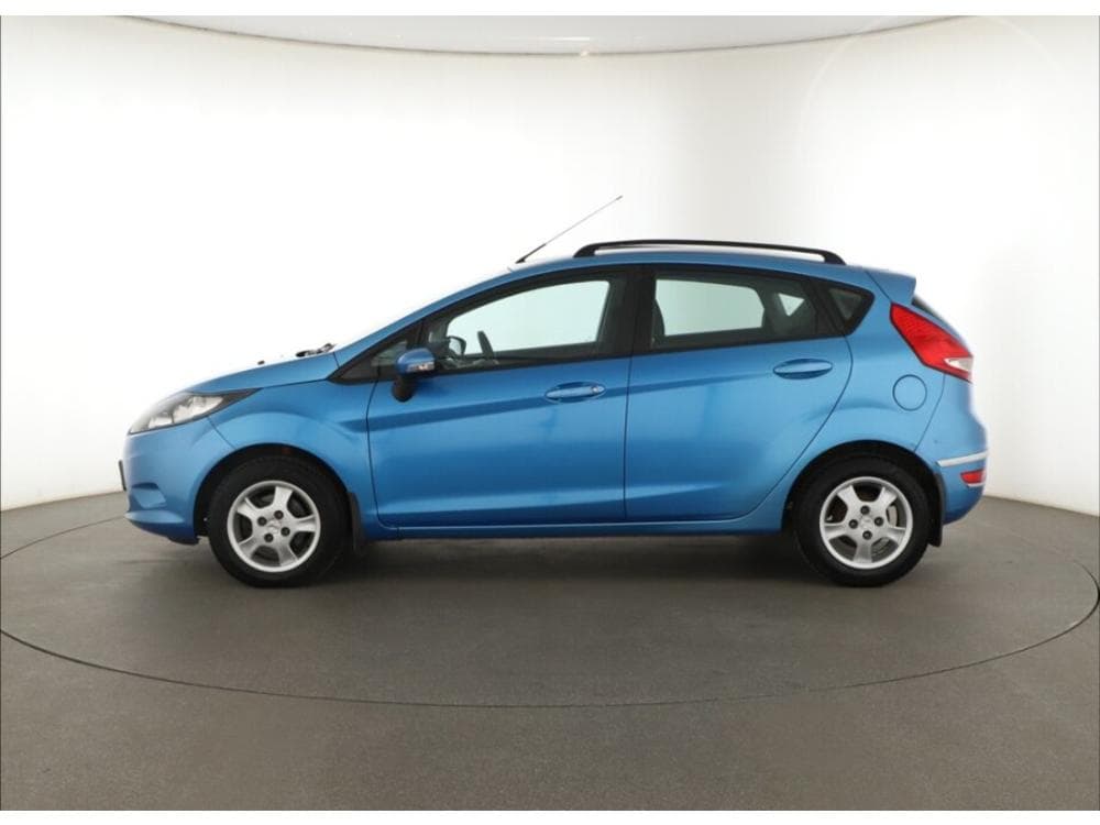2009 Ford FIESTA - 3