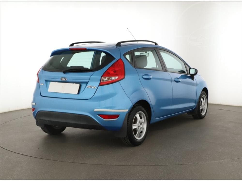 2009 Ford FIESTA - 5