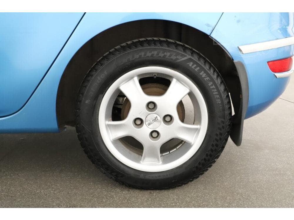 2009 Ford FIESTA - 11