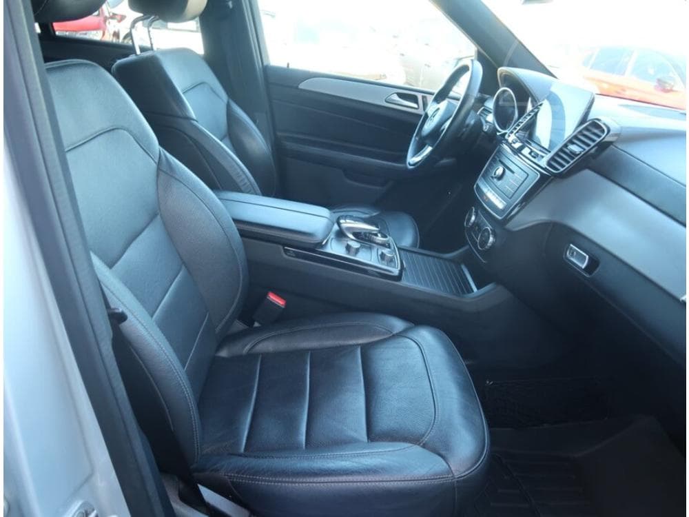 2016 Mercedes-Benz GLE - 25