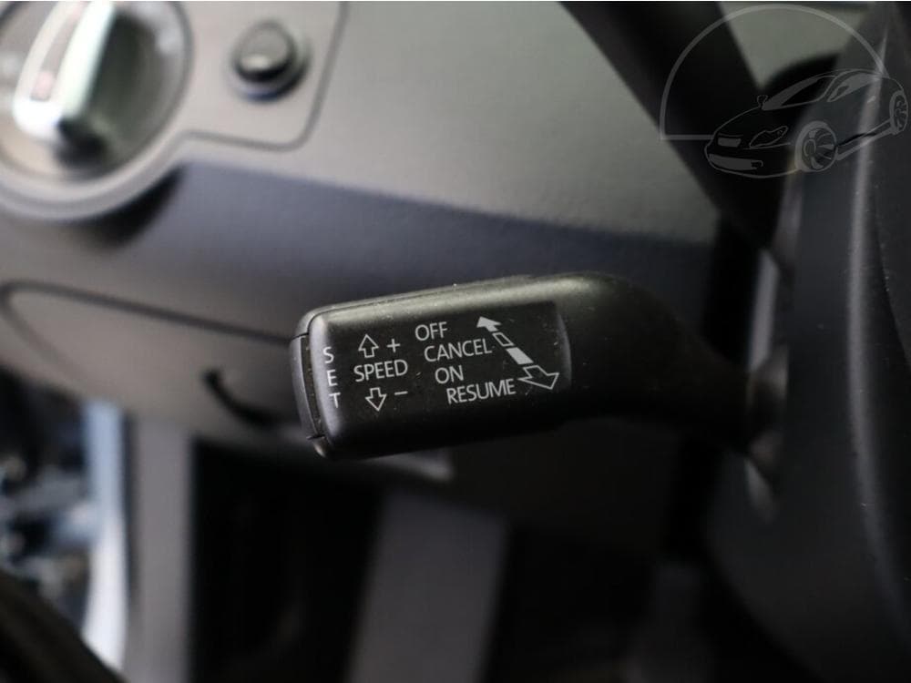 2011 Volkswagen PASSAT - 15