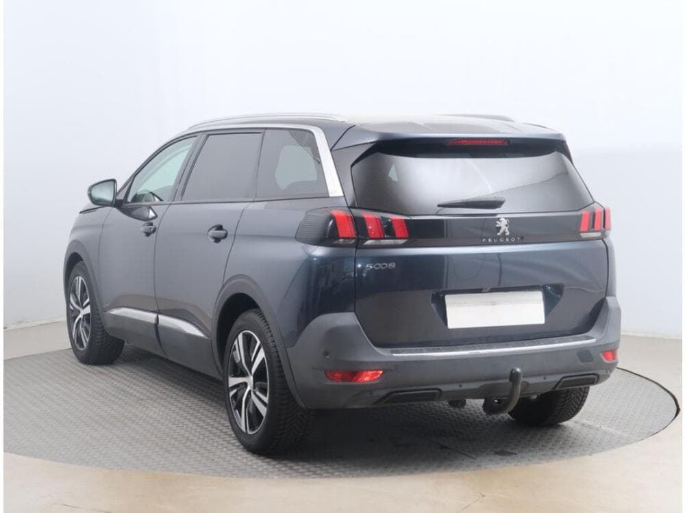 2018 Peugeot 5008 - 10