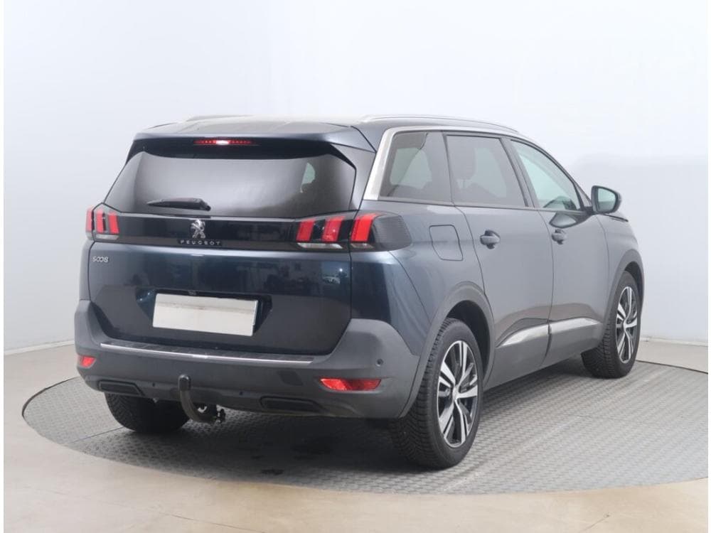 2018 Peugeot 5008 - 13