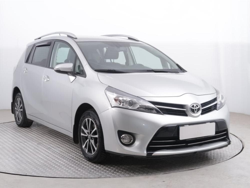 2014 Toyota VERSO