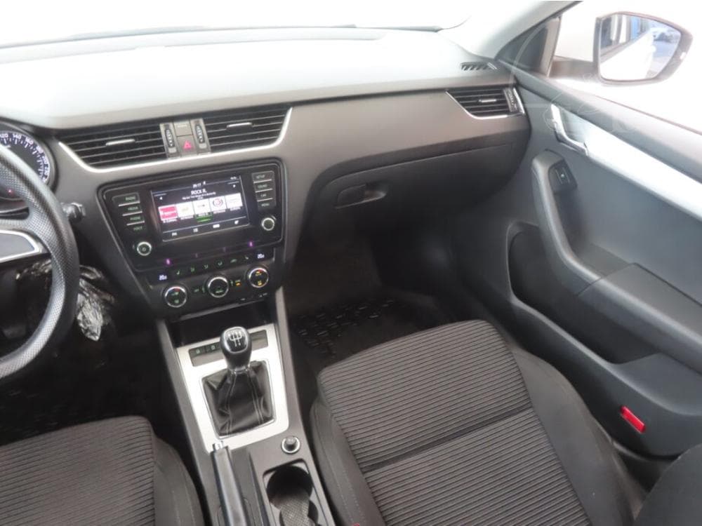 2015 Škoda OCTAVIA - 8