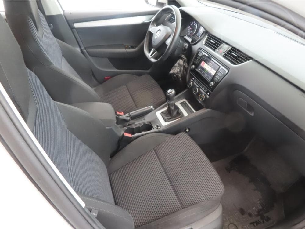 2015 Škoda OCTAVIA - 9