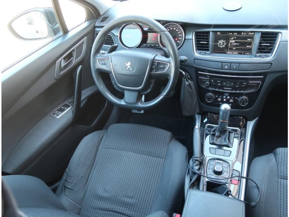 2013 Peugeot 508 - 13