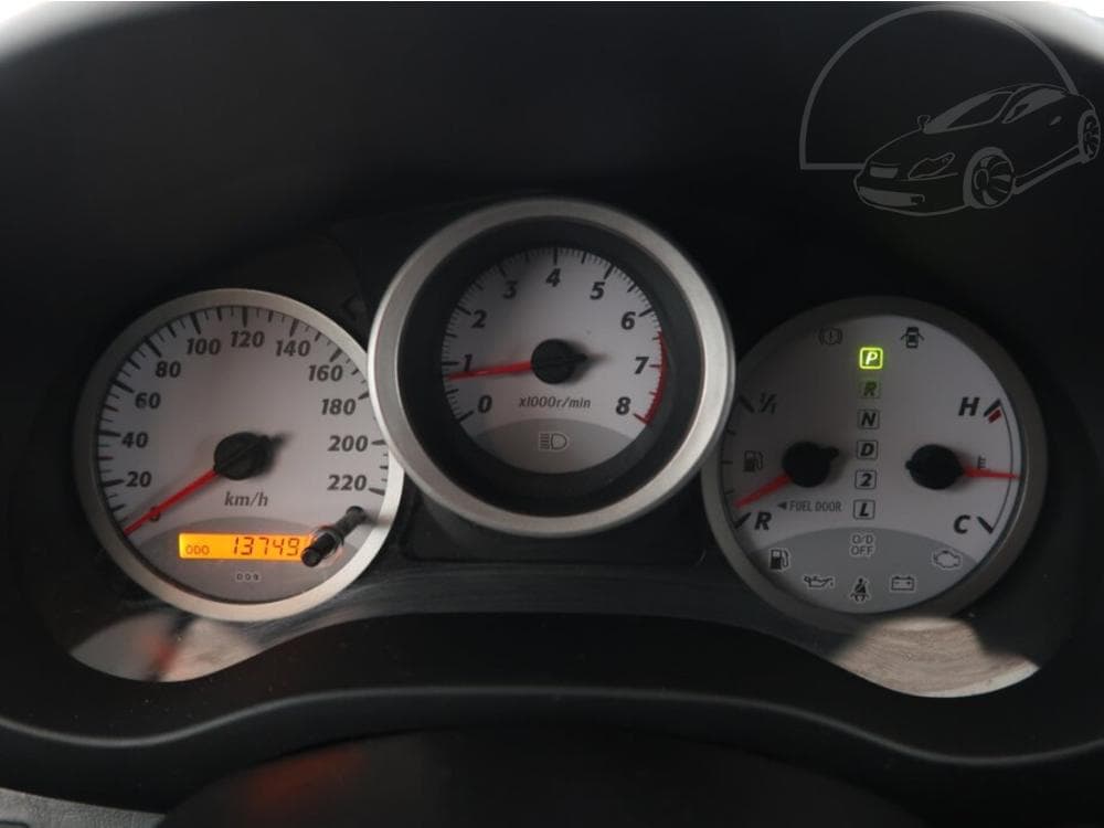 2004 Toyota RAV4 - 11