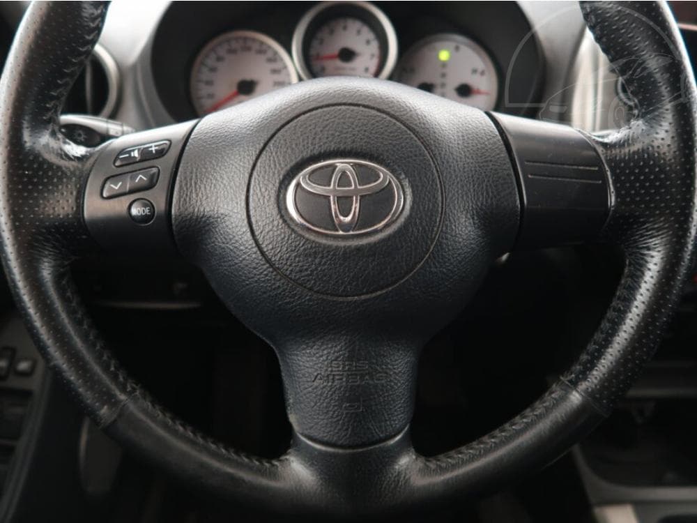 2004 Toyota RAV4 - 15
