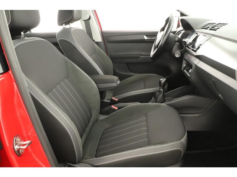 2020 Škoda FABIA - 13