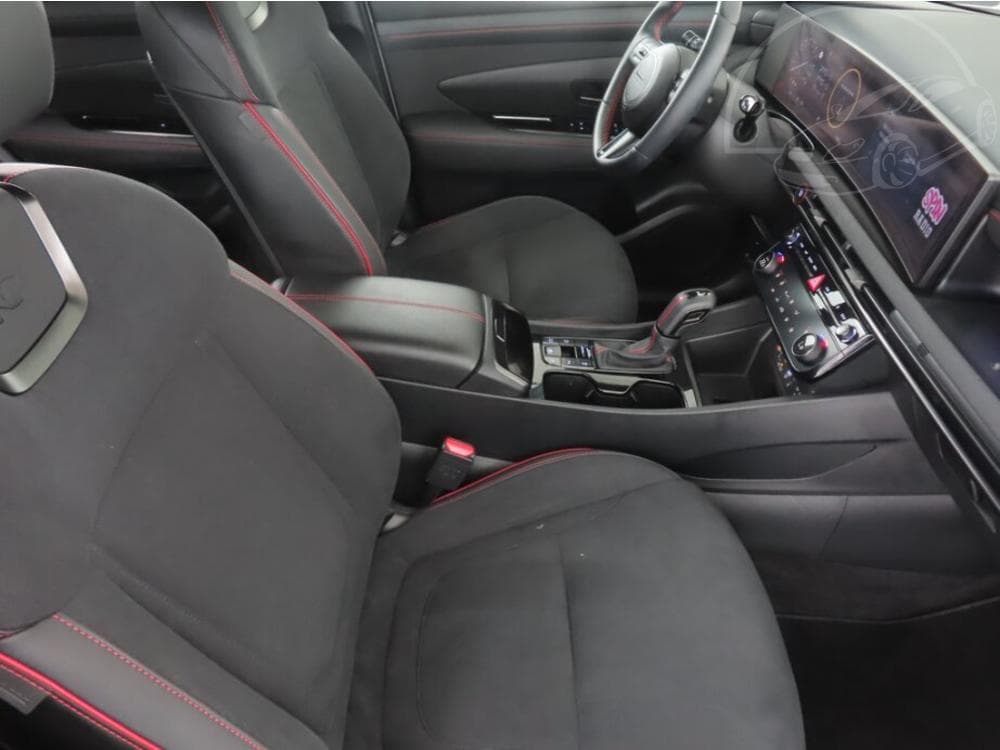 2025 Hyundai TUCSON - 17