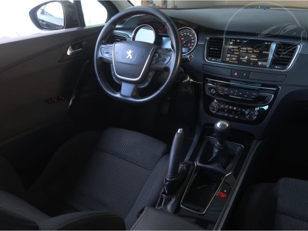 2015 Peugeot 508 - 7