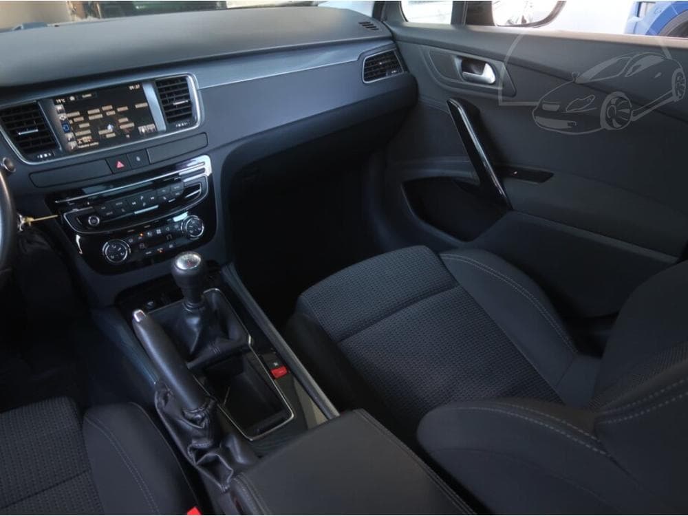 2015 Peugeot 508 - 8