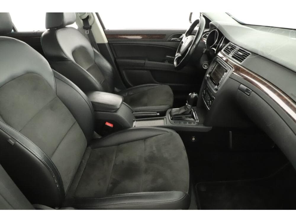 2014 Škoda SUPERB - 7