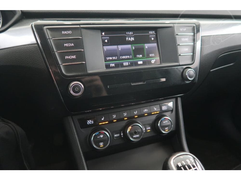 2016 Škoda SUPERB - 9