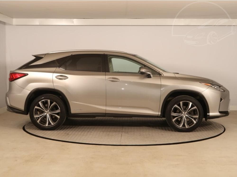 2017 Lexus RX - 11