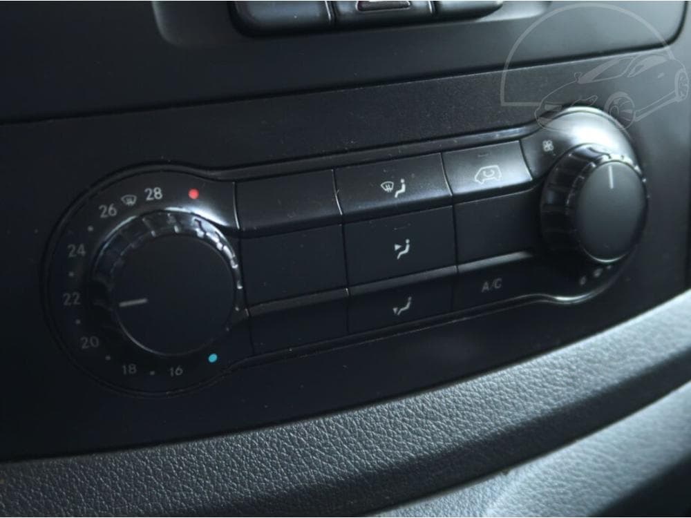 2019 Mercedes-Benz VITO - 37