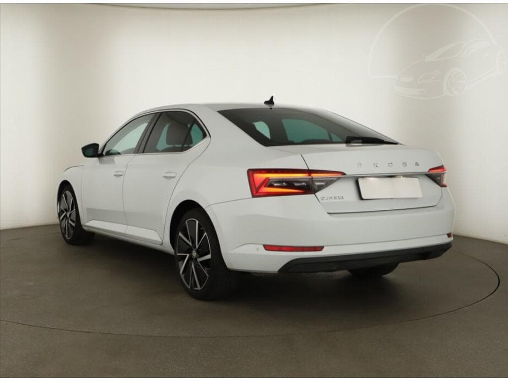 2020 Škoda SUPERB - 7