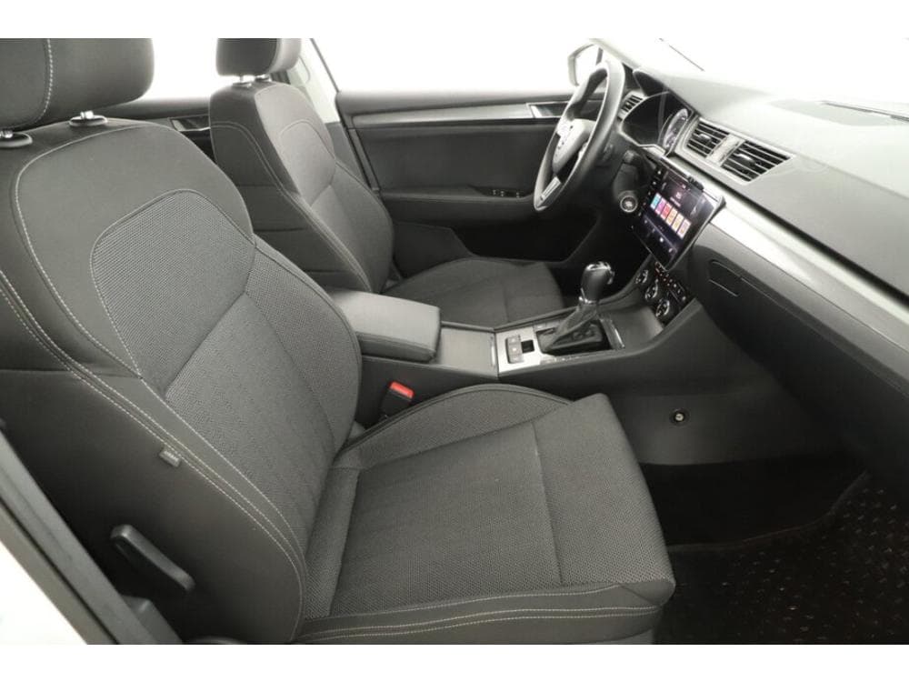 2020 Škoda SUPERB - 13