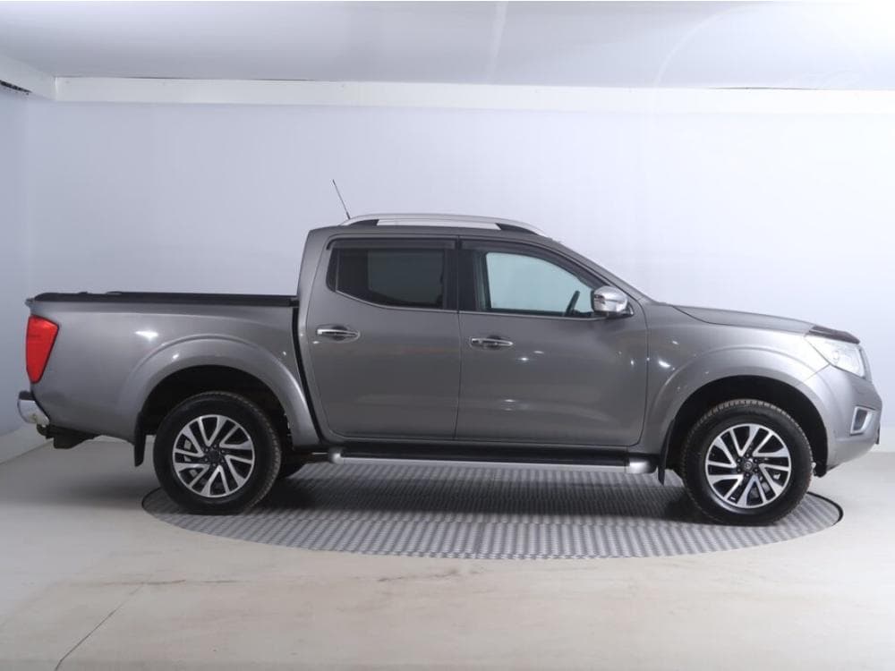 2016 Nissan NAVARA - 11