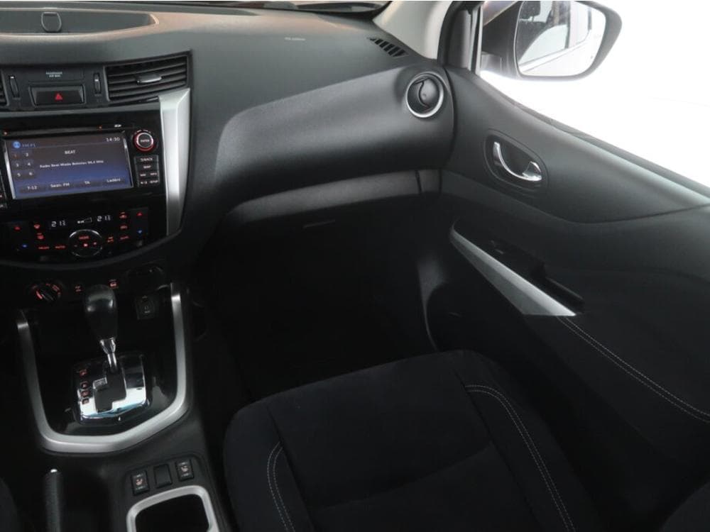 2016 Nissan NAVARA - 15
