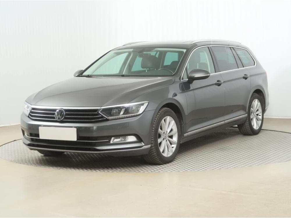 2015 Volkswagen PASSAT - 2