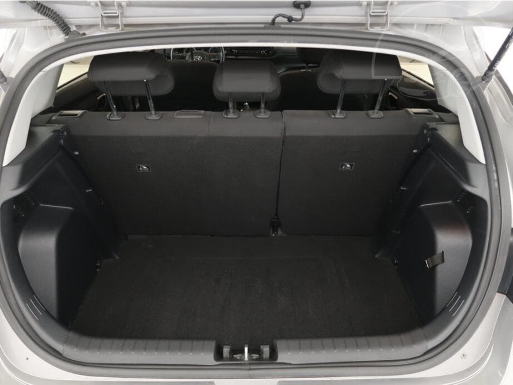 2021 Hyundai i20 - 13