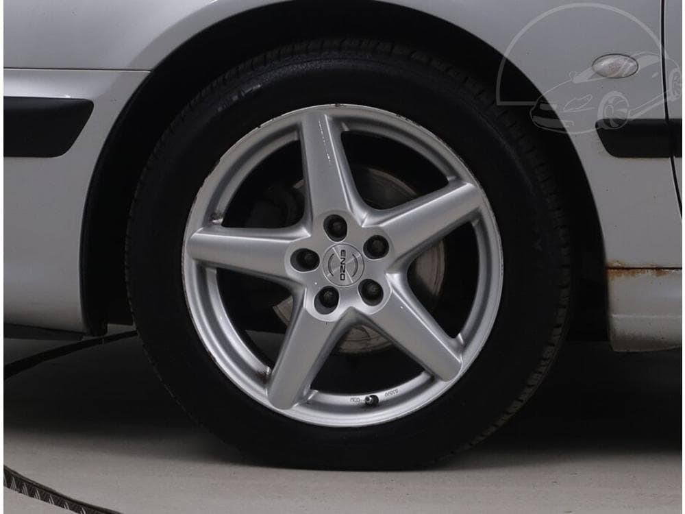 2004 Peugeot 607 - 14