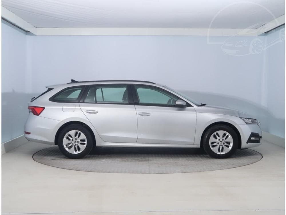 2022 Škoda OCTAVIA - 16