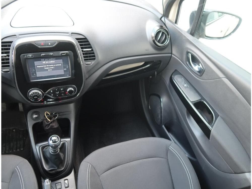2017 Renault CAPTUR - 8