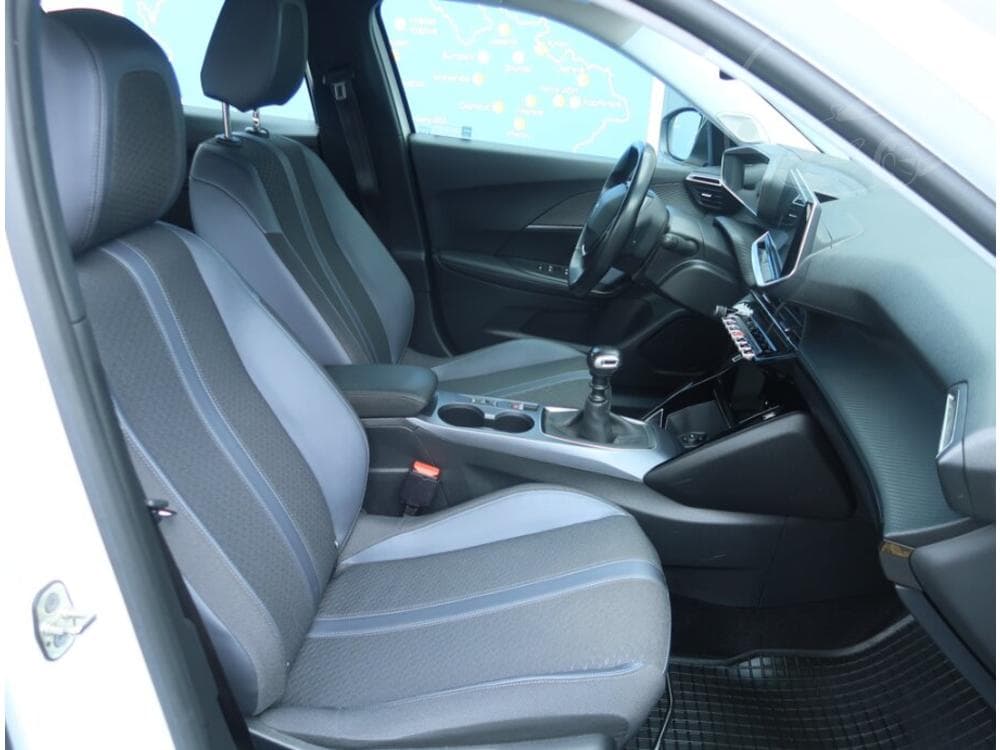 2020 Peugeot 2008 - 25
