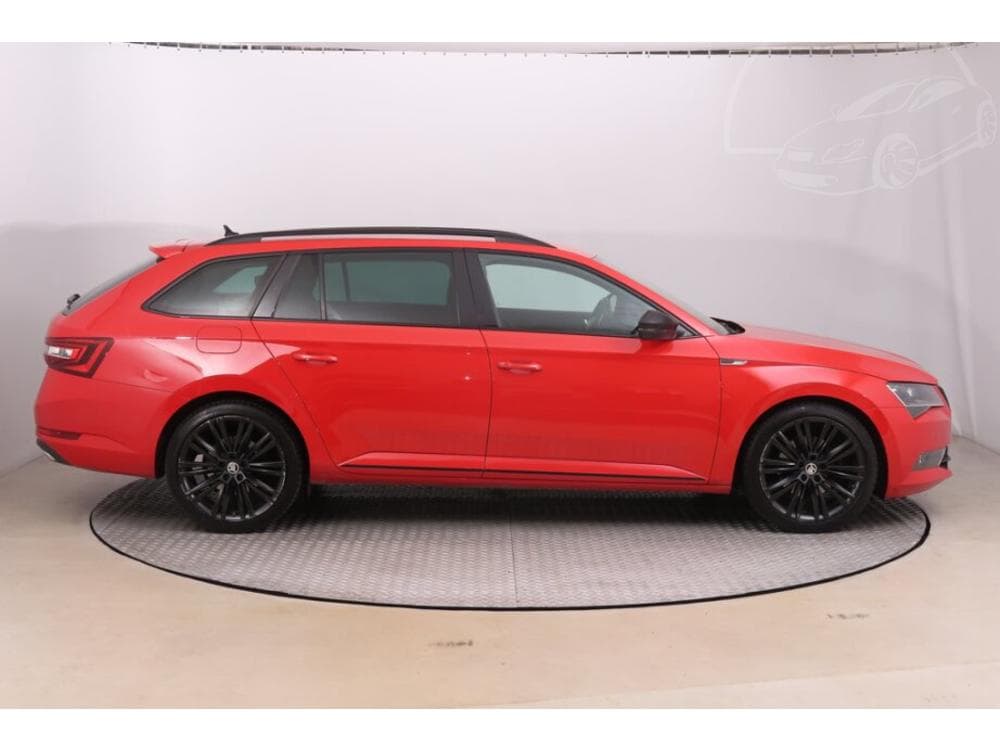 2017 Škoda SUPERB - 16