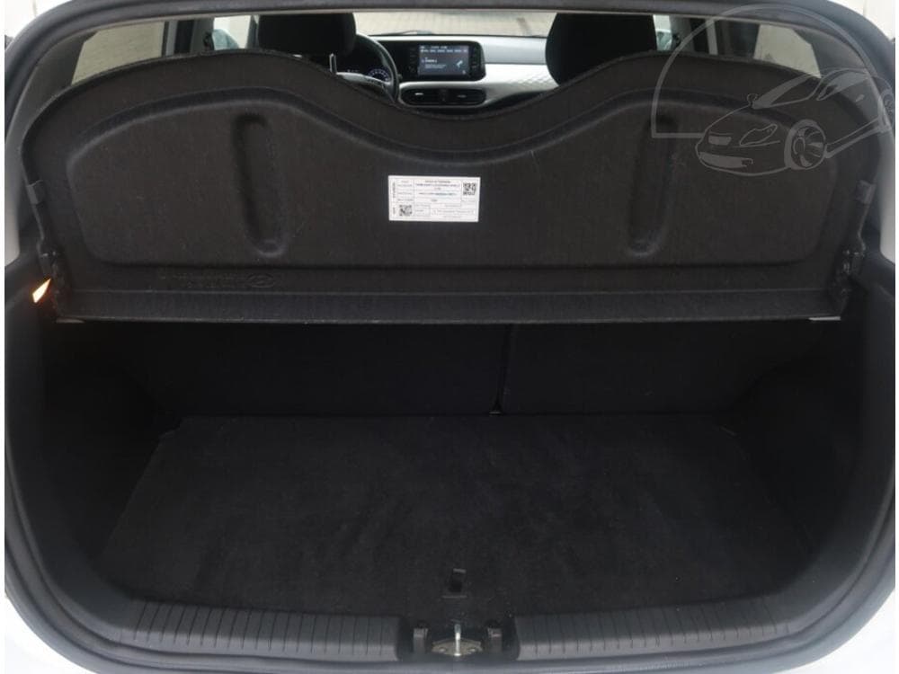 2021 Hyundai i10 - 14