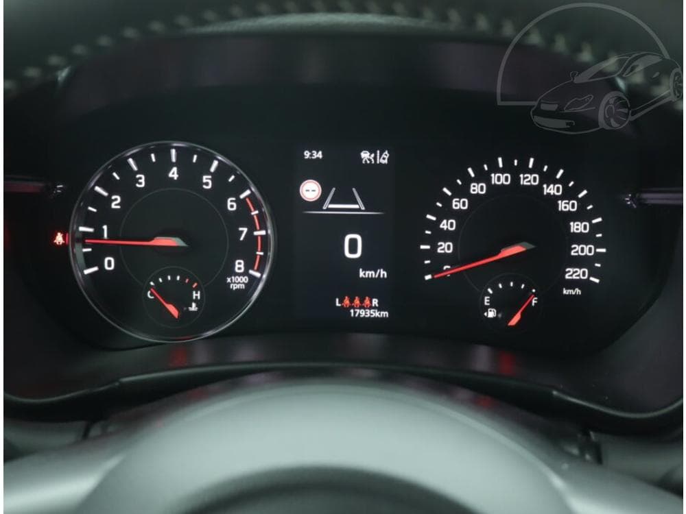 2025 Suzuki SWIFT - 31