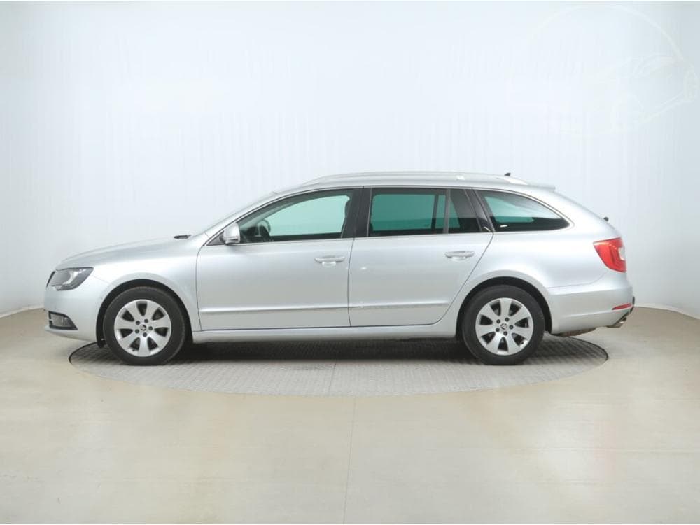 2013 Škoda SUPERB - 3