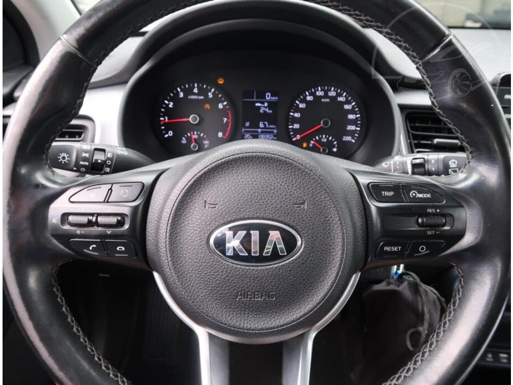 2018 Kia STONIC - 15