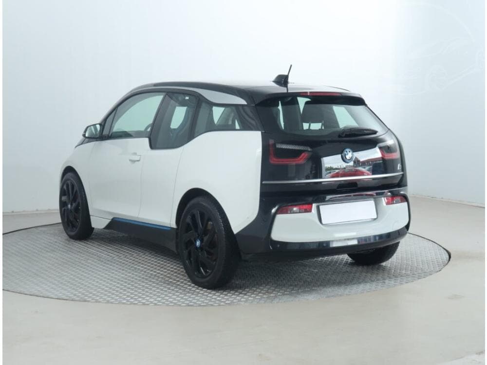 2020 BMW i3 - 7