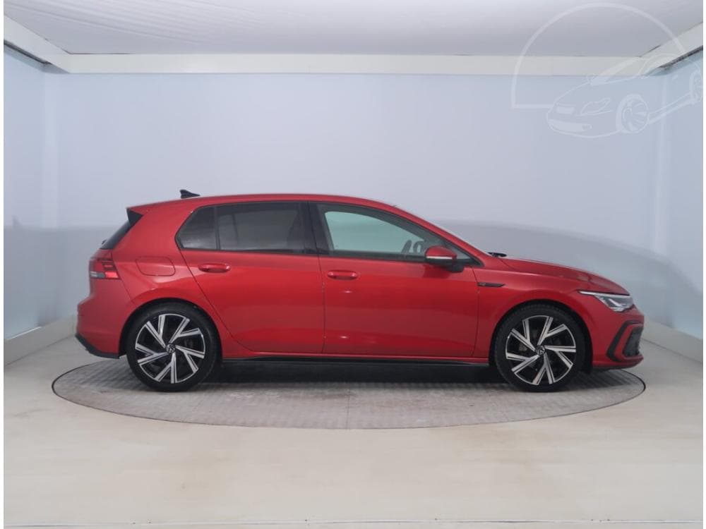 2020 Volkswagen GOLF - 11