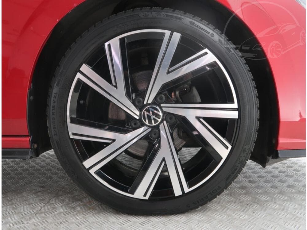 2020 Volkswagen GOLF - 29