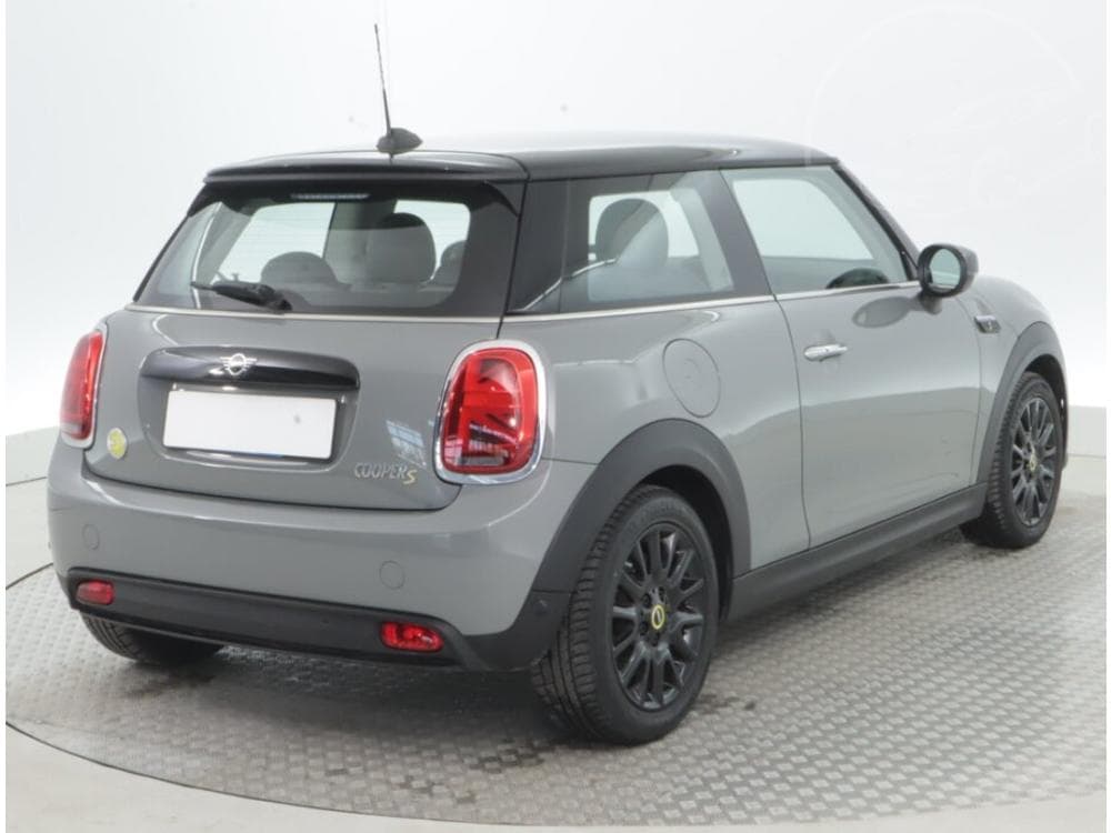 2022 Mini ONE - 9